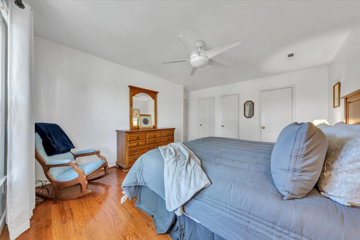7049 Autumn Wood LN - Photo 28
