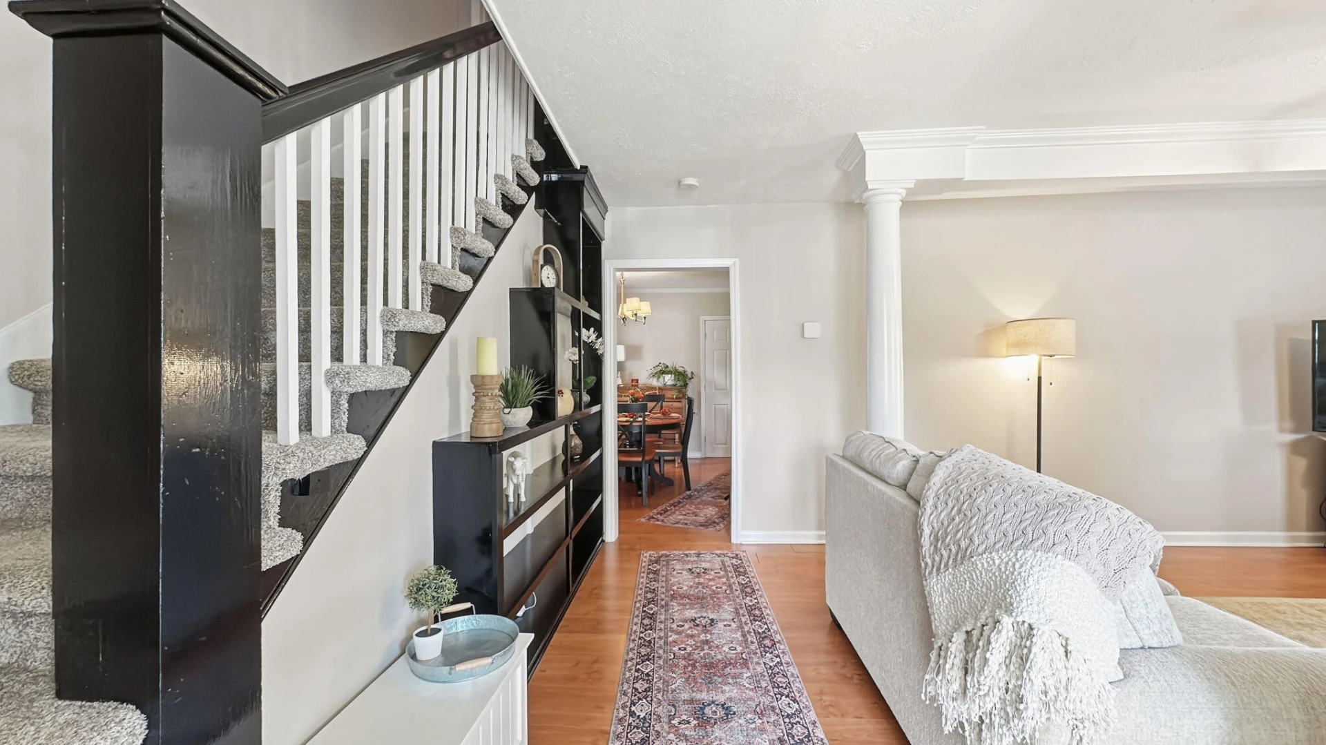 312 LAKEHURST AVE - Photo 14