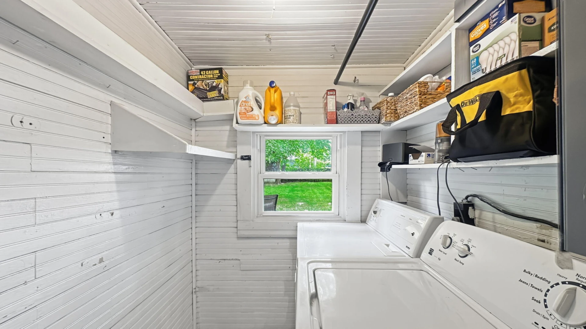 312 LAKEHURST AVE - Photo 34