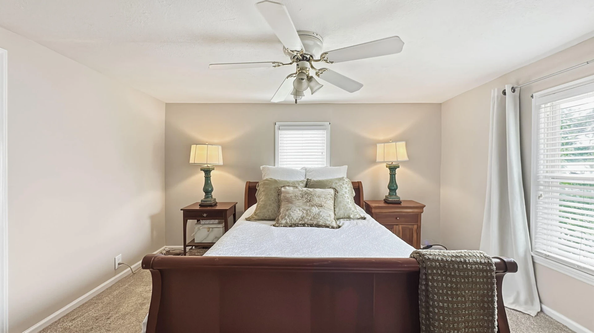 312 LAKEHURST AVE - Photo 36