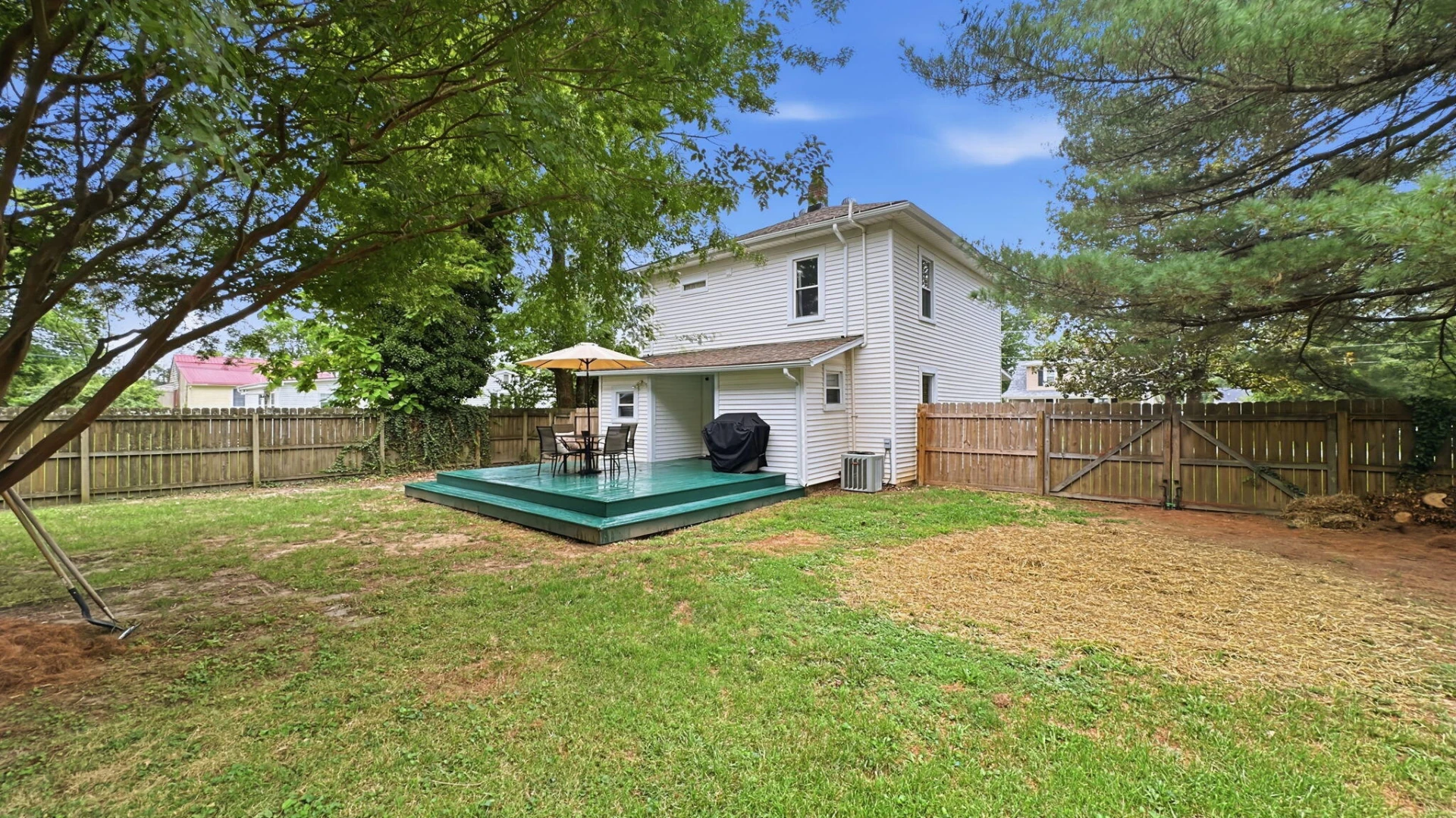 312 LAKEHURST AVE - Photo 56