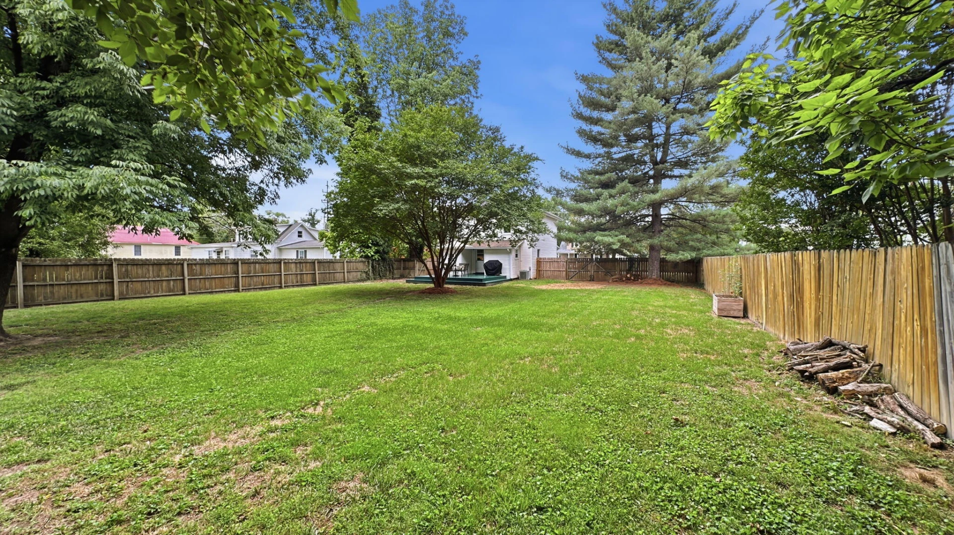 312 LAKEHURST AVE - Photo 60