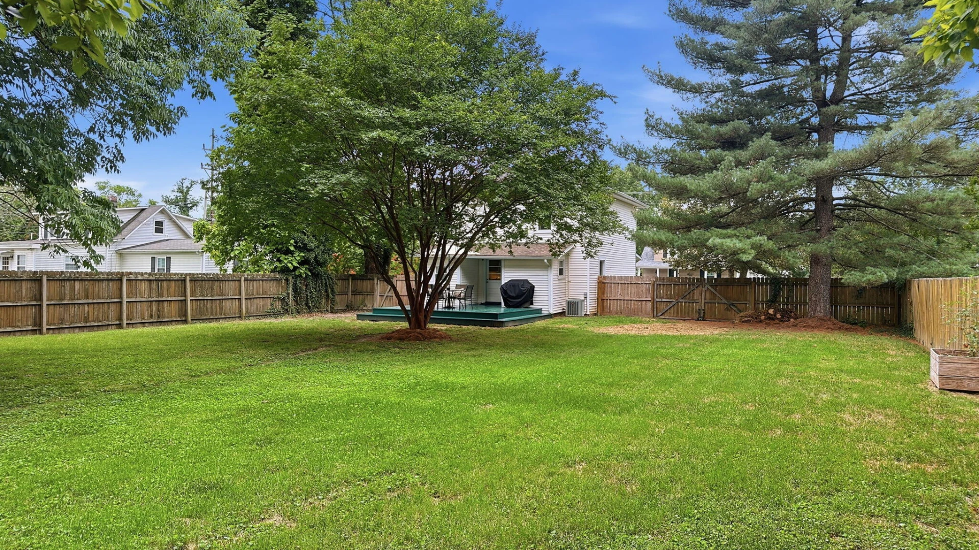 312 LAKEHURST AVE - Photo 61