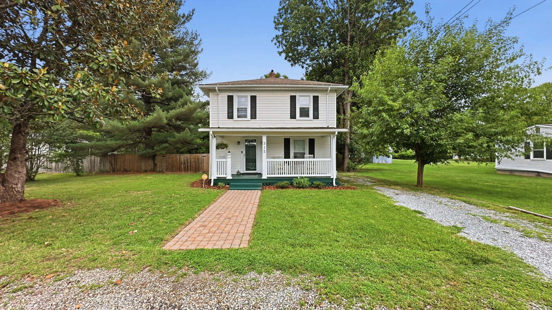 312 LAKEHURST AVE - Photo 63