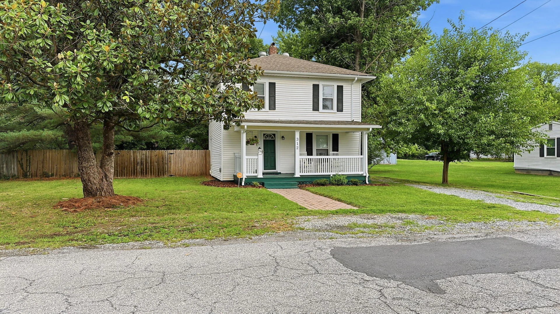 312 LAKEHURST AVE - Photo 67