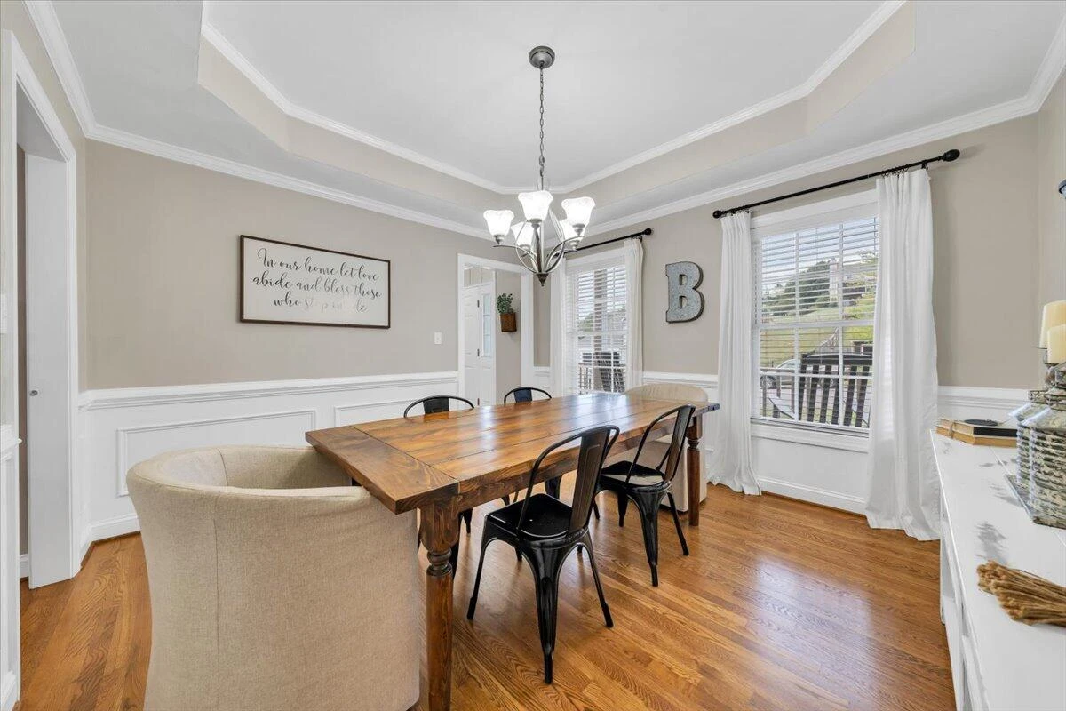 5927 Crumpacker DR - Photo 15