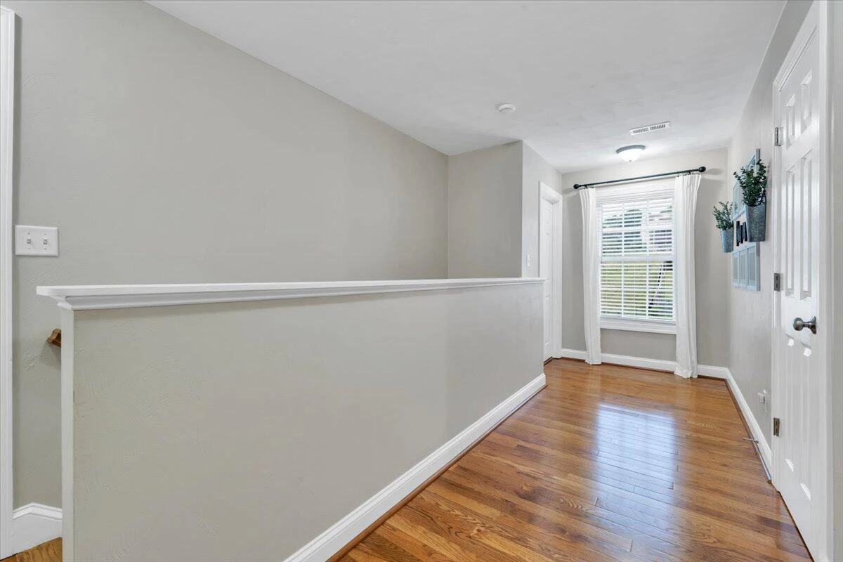 5927 Crumpacker DR - Photo 19