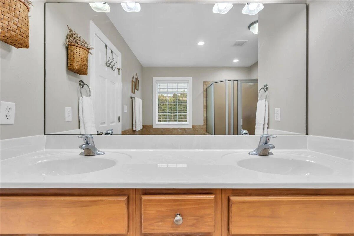 5927 Crumpacker DR - Photo 30