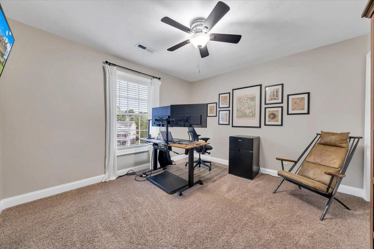 5927 Crumpacker DR - Photo 33