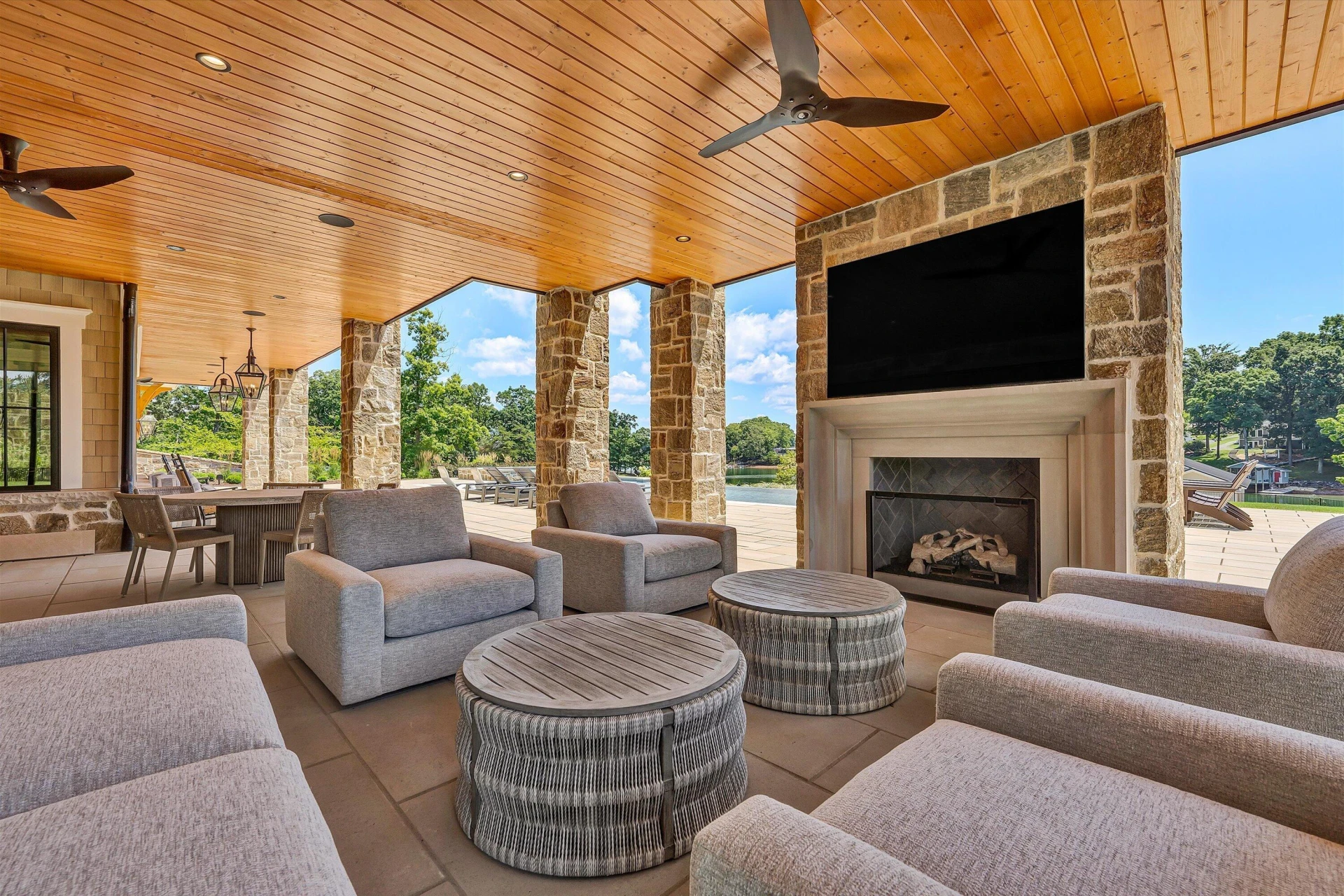 6189 Scruggs RD - Photo 59