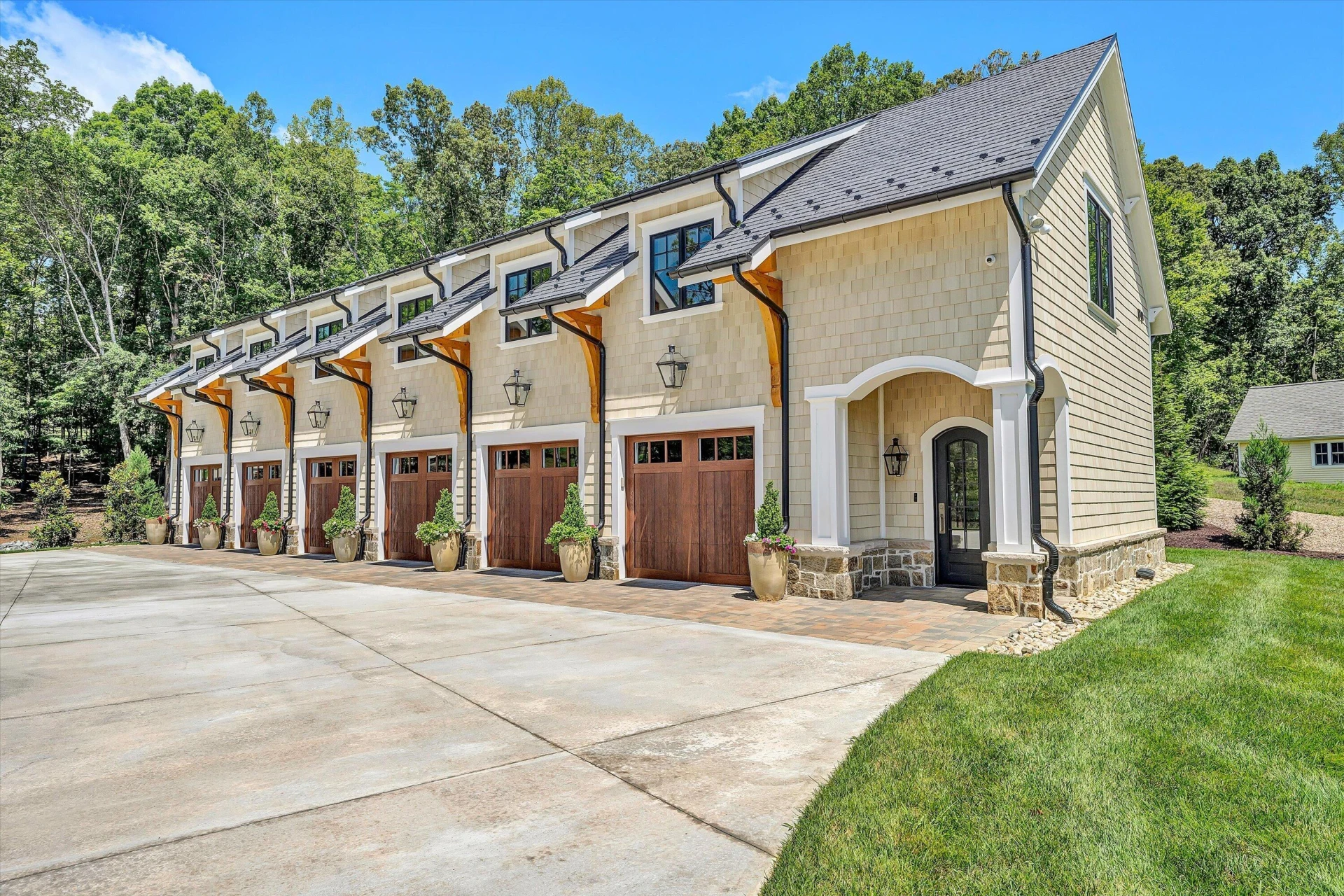 6189 Scruggs RD - Photo 63