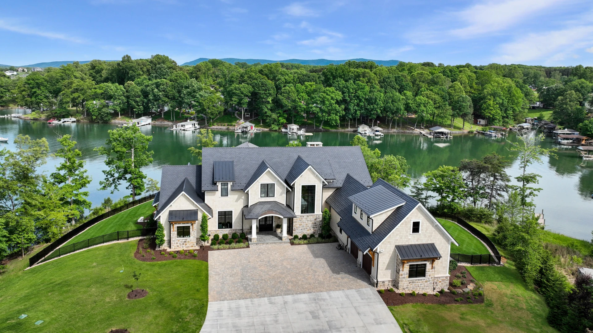 6189 Scruggs RD - Photo 70