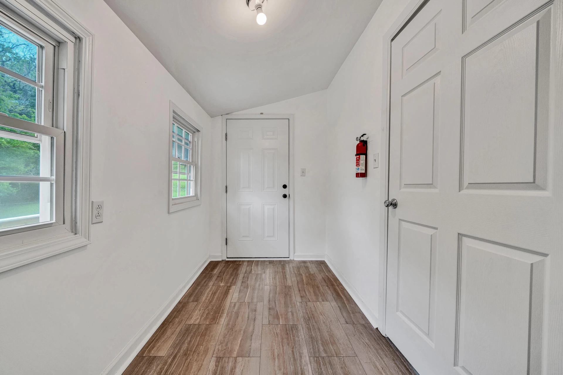 511 Patterson AVE - Photo 21