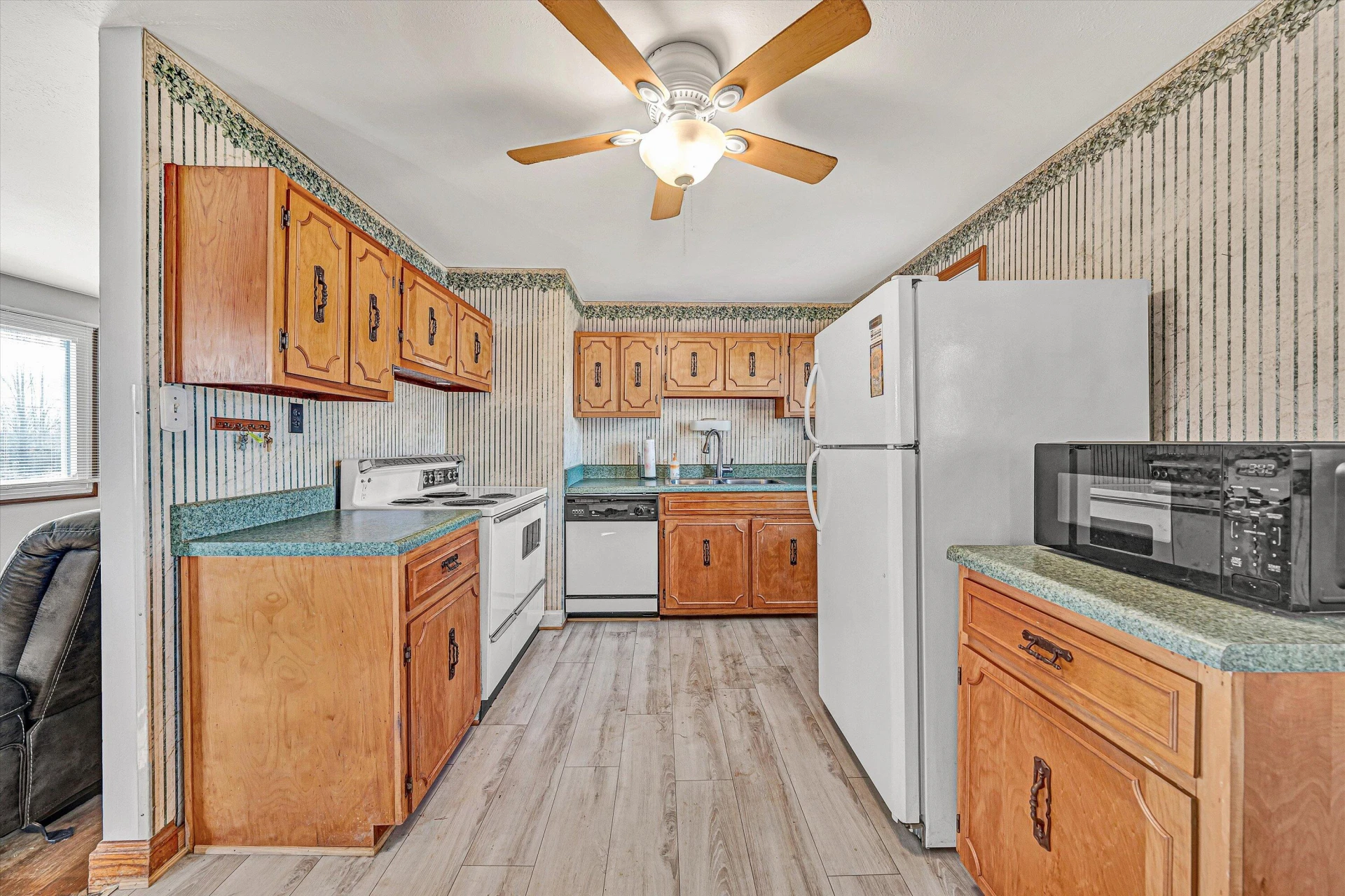 690 SCUFFLING HILL RD - Photo 8
