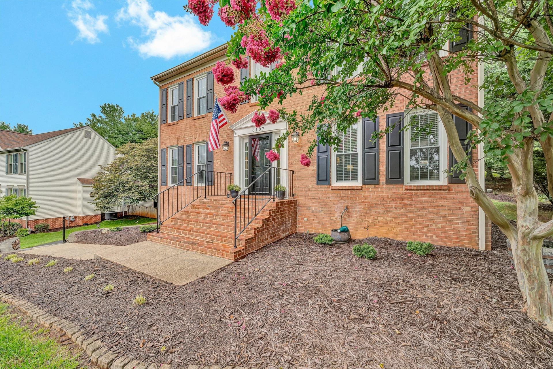 6107 Scotford CT - Photo 3