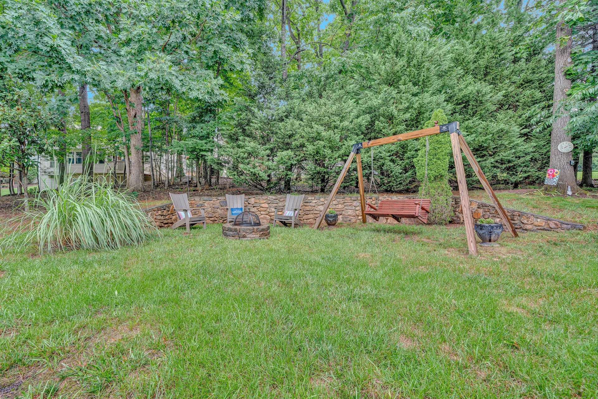 6107 Scotford CT - Photo 38