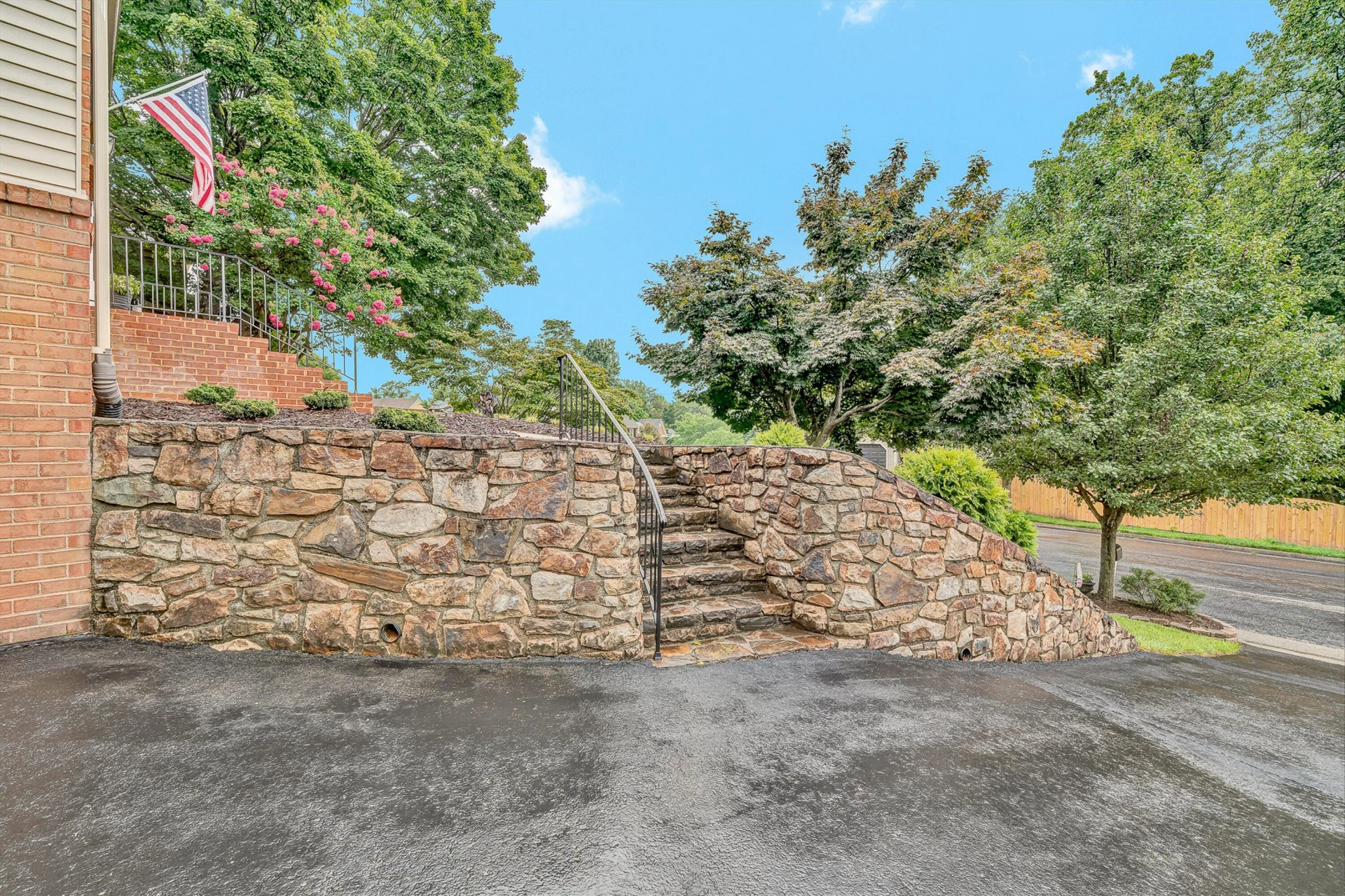 6107 Scotford CT - Photo 41