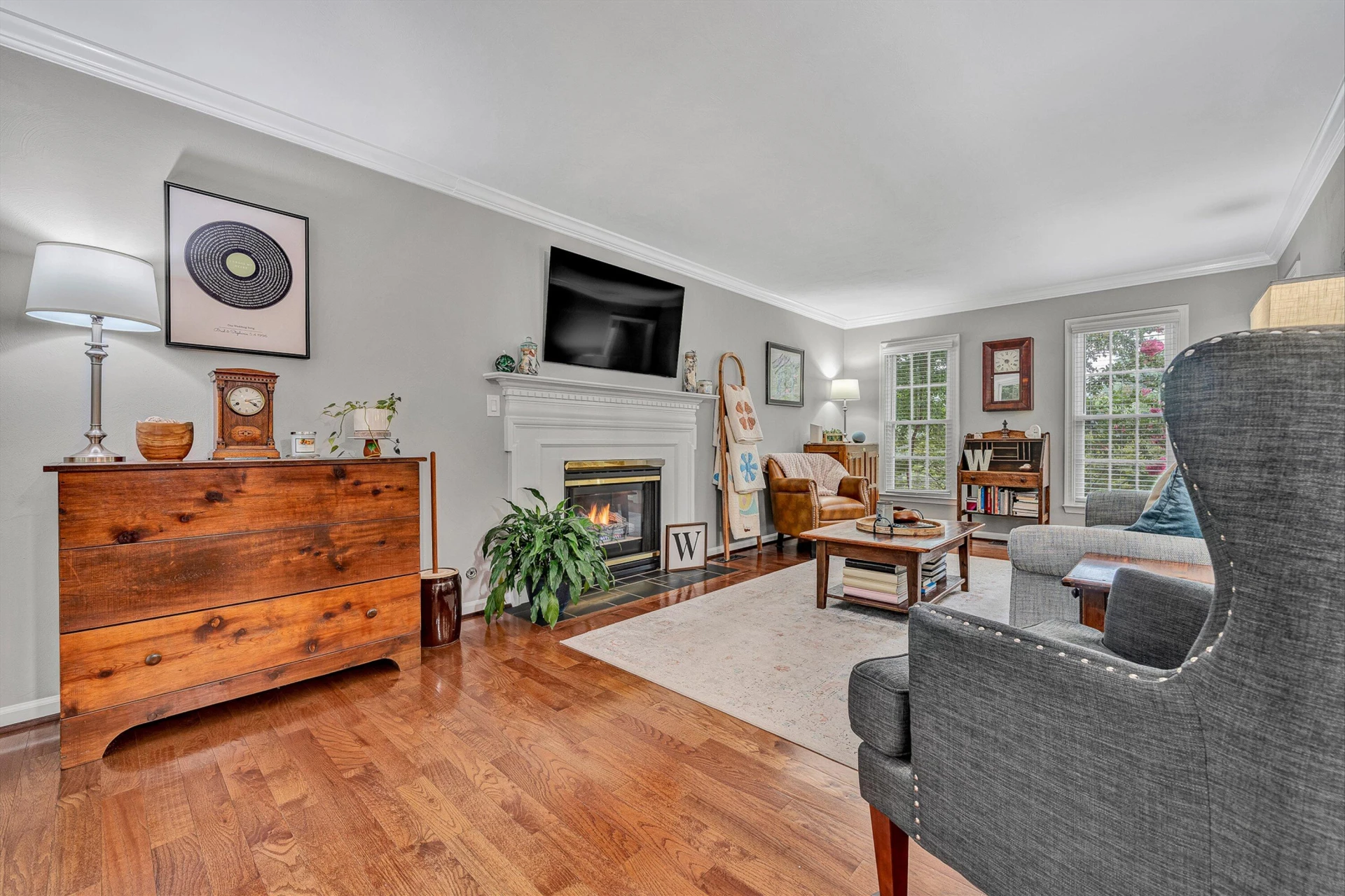 6107 Scotford CT - Photo 9