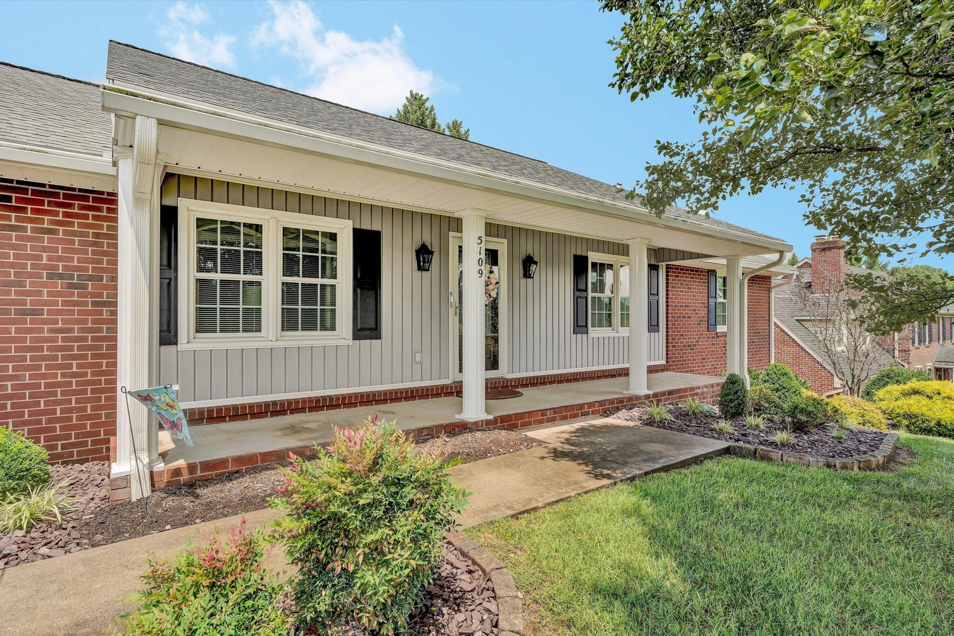 5109 Labradore DR - Photo 3