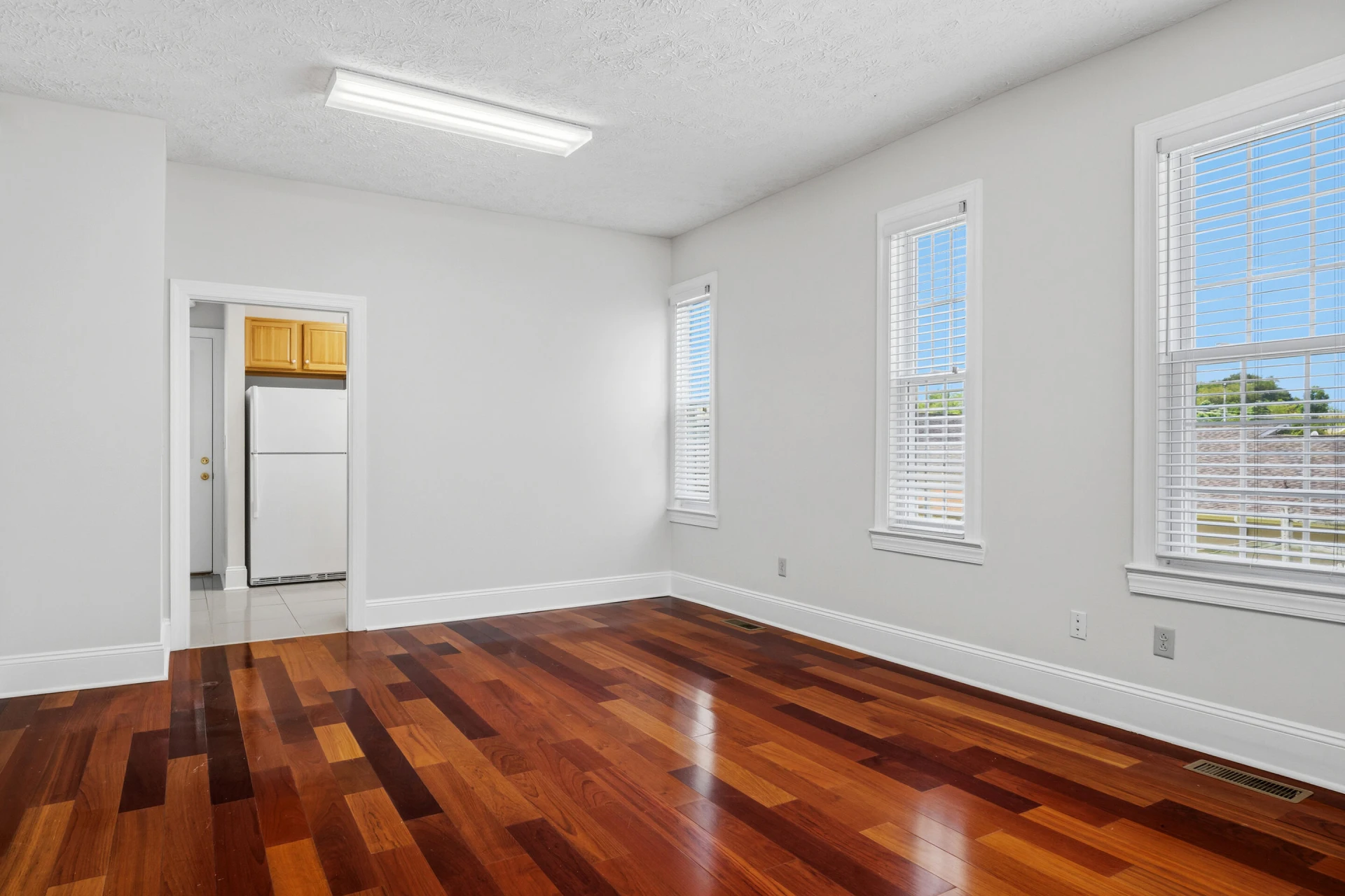 6245 University Park DR - Photo 15