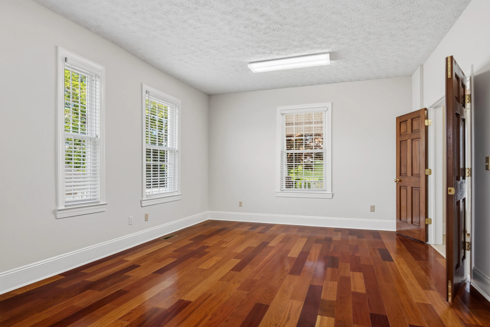 6245 University Park DR - Photo 17