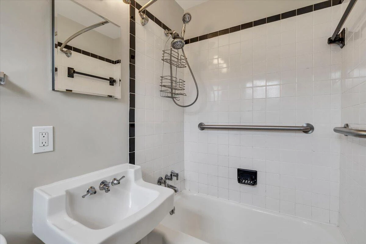 1610 Wilbur RD SW - Photo 31