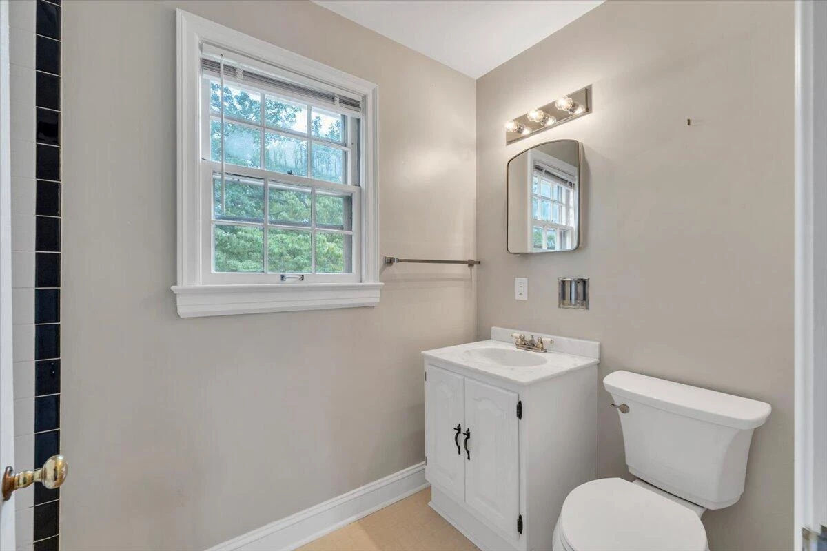 1610 Wilbur RD SW - Photo 36