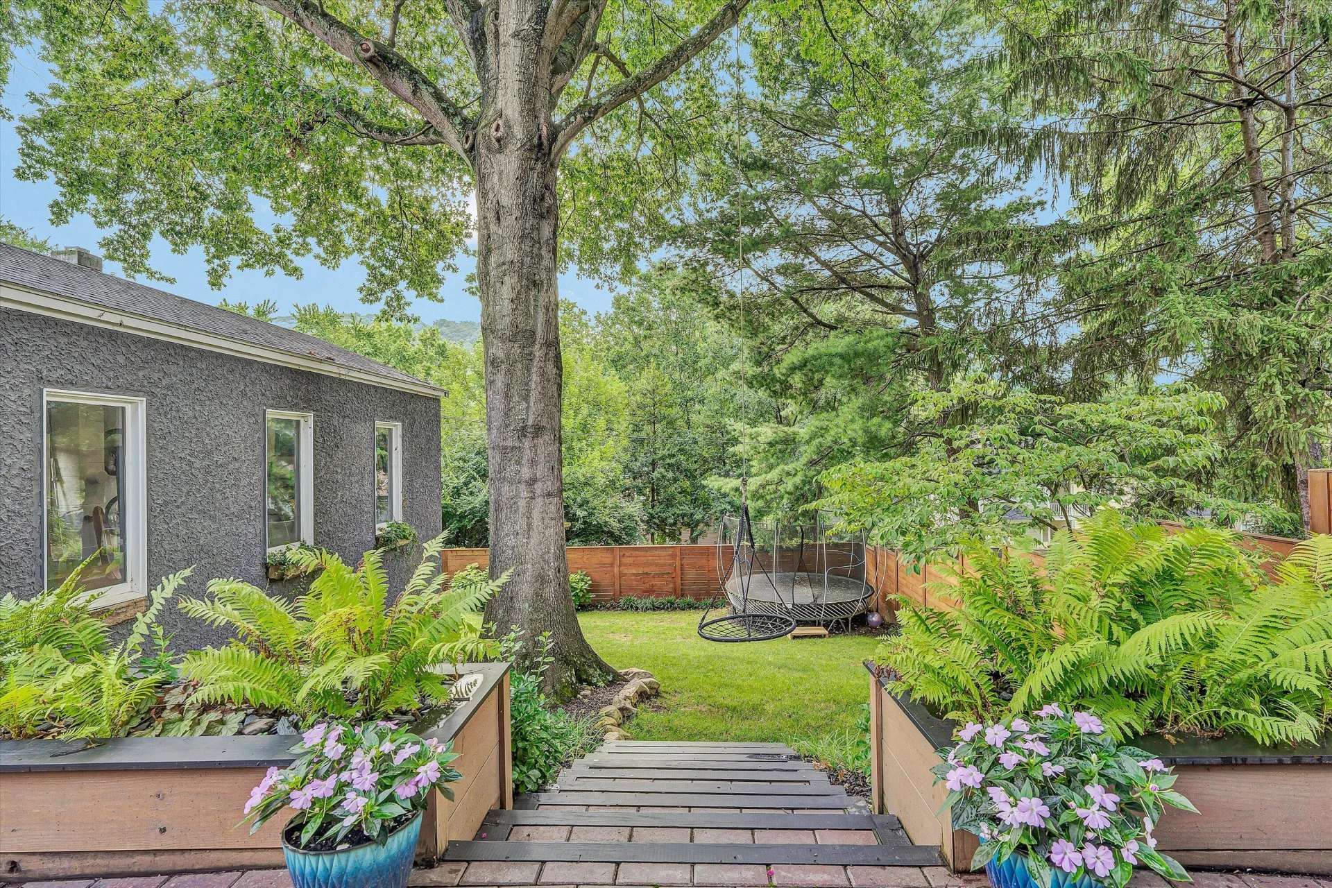 2214 Wycliffe AVE SW - Photo 34