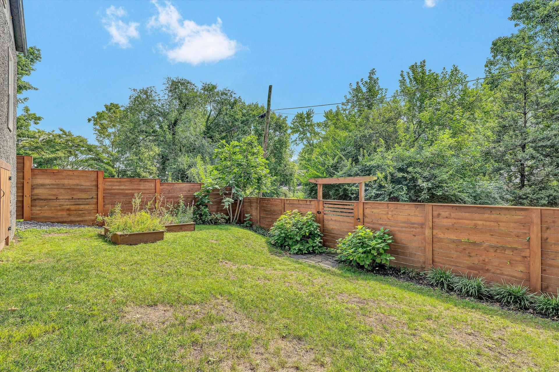 2214 Wycliffe AVE SW - Photo 41