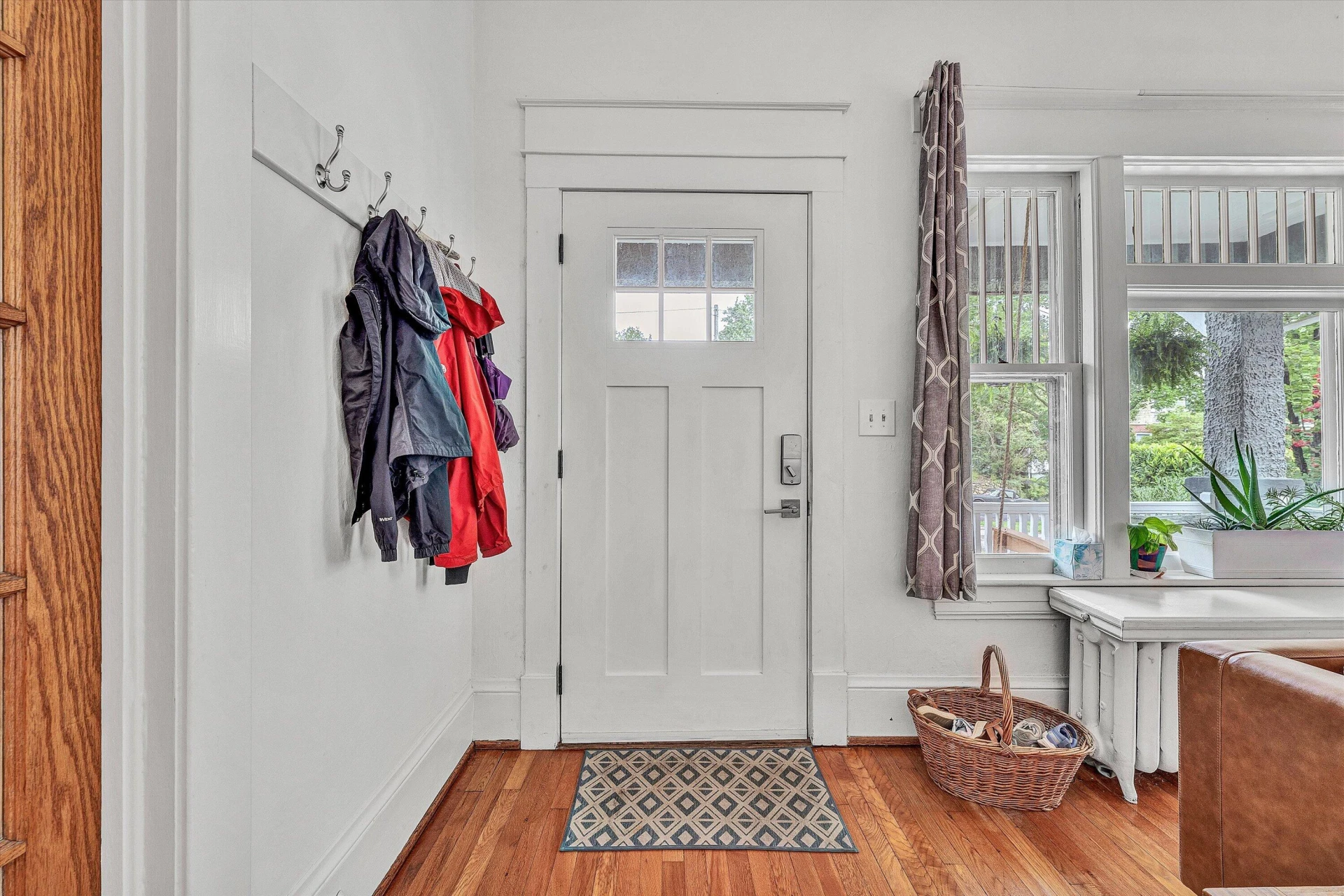 2214 Wycliffe AVE SW - Photo 7