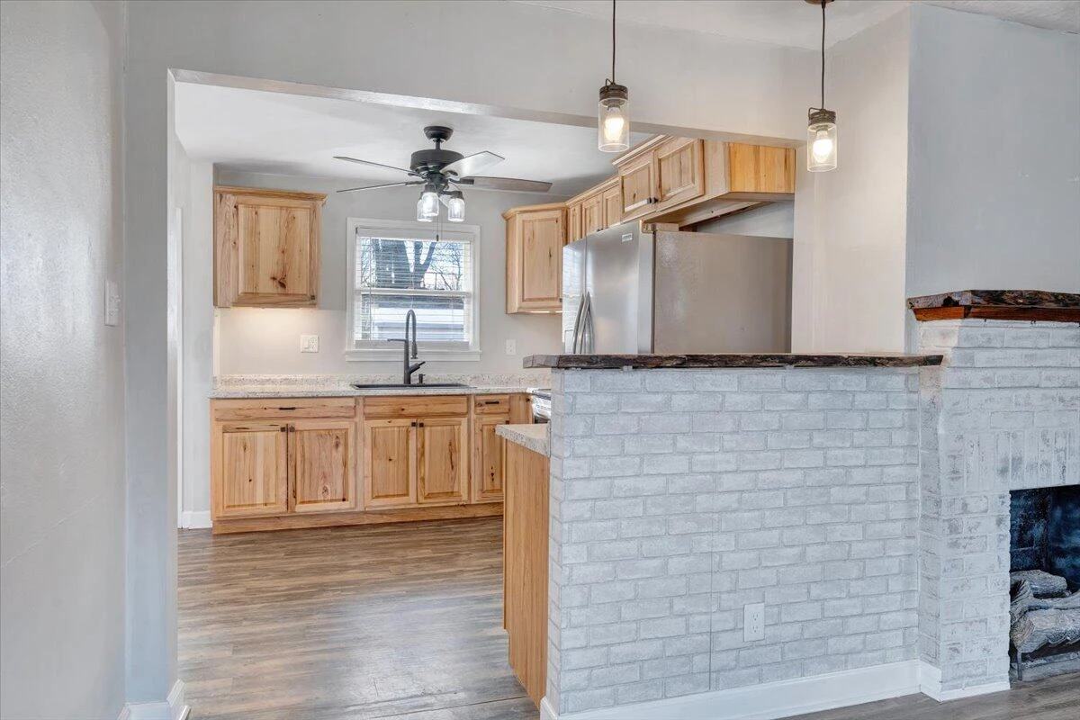 1902 Springfield AVE - Photo 11
