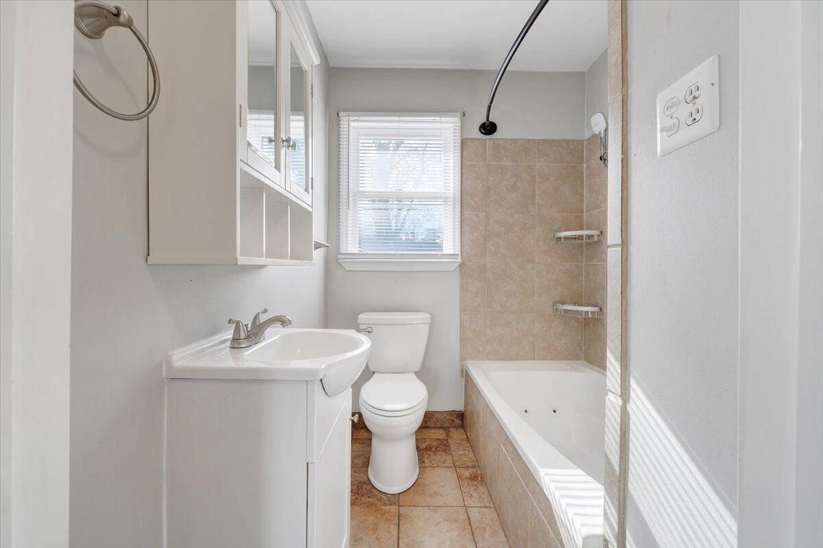 1902 Springfield AVE - Photo 21