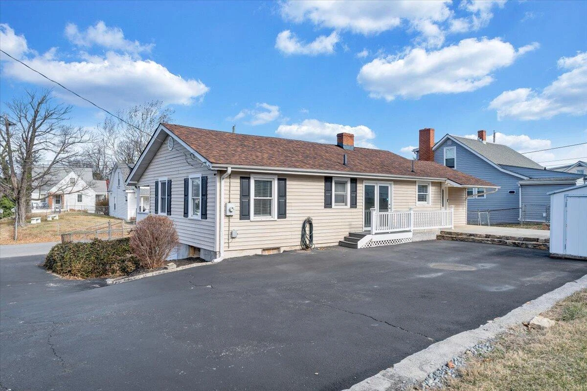 1902 Springfield AVE - Photo 34