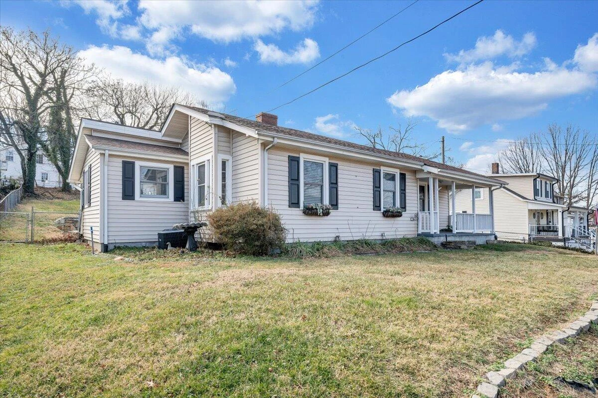 1902 Springfield AVE - Photo 37