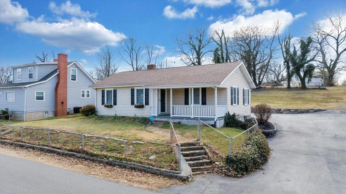 1902 Springfield AVE - Photo 41