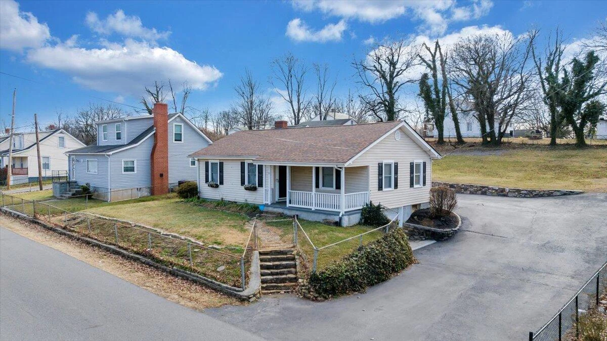 1902 Springfield AVE - Photo 43