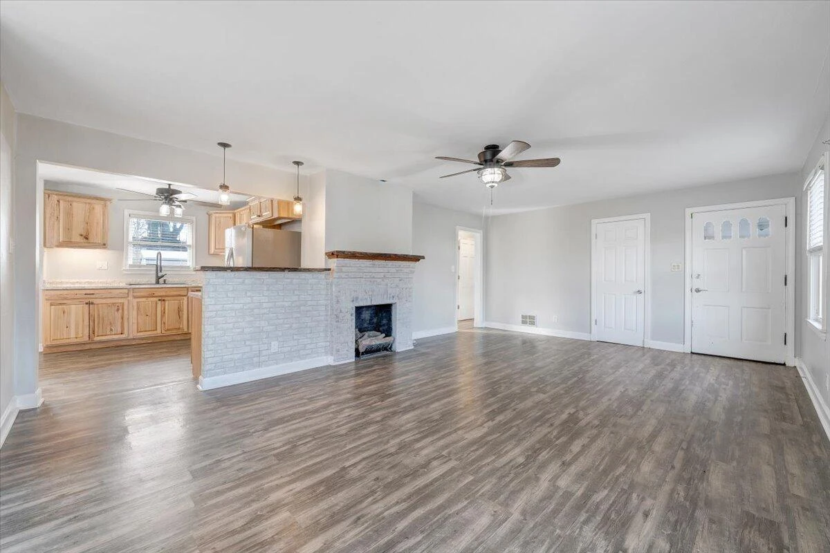 1902 Springfield AVE - Photo 7