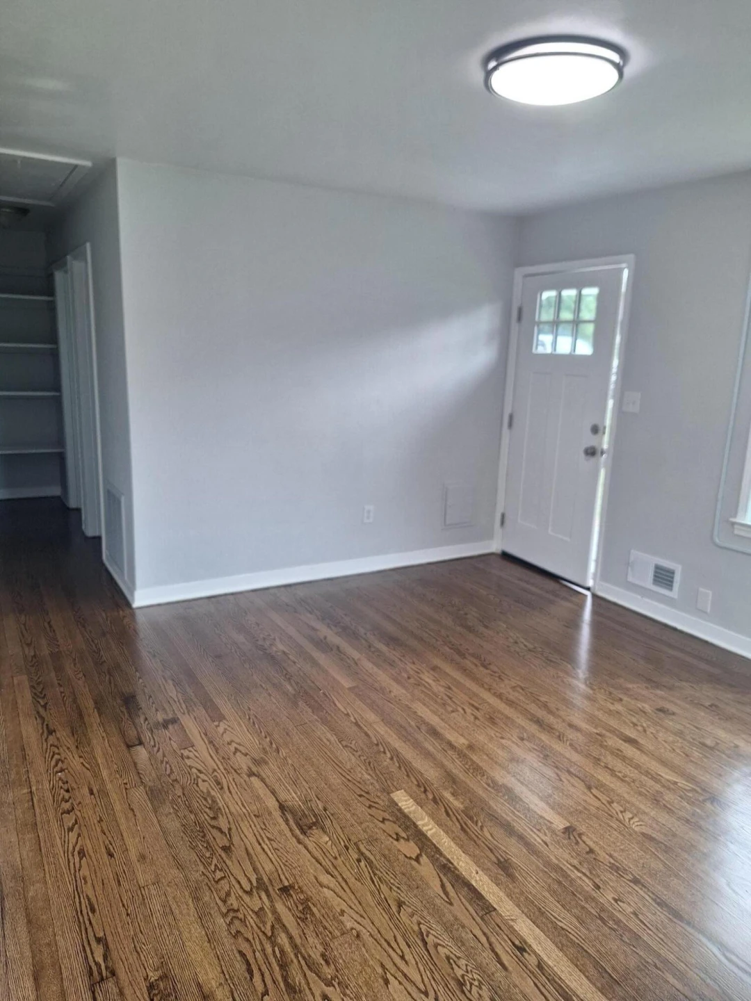 4034 Maine AVE NW - Photo 12