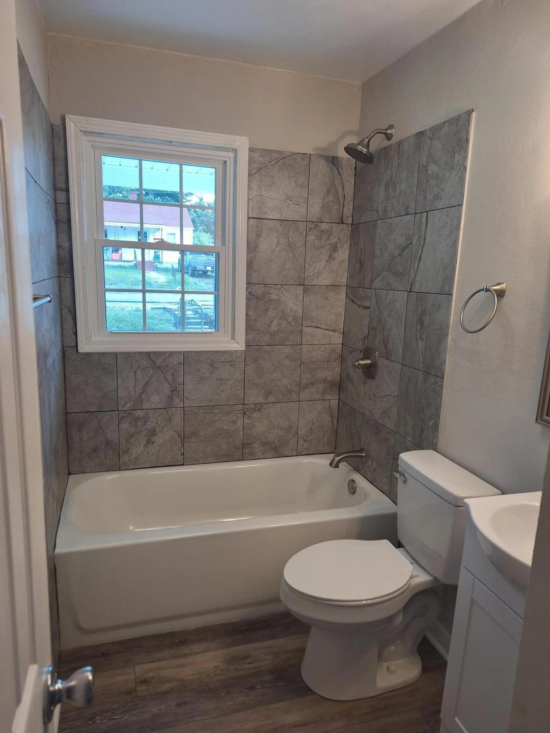 4034 Maine AVE NW - Photo 15