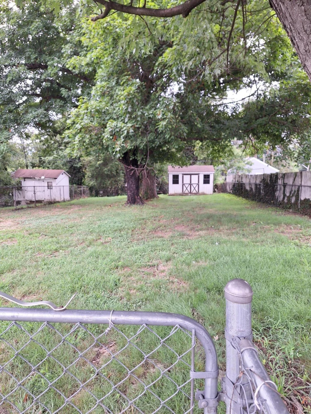4034 Maine AVE NW - Photo 23