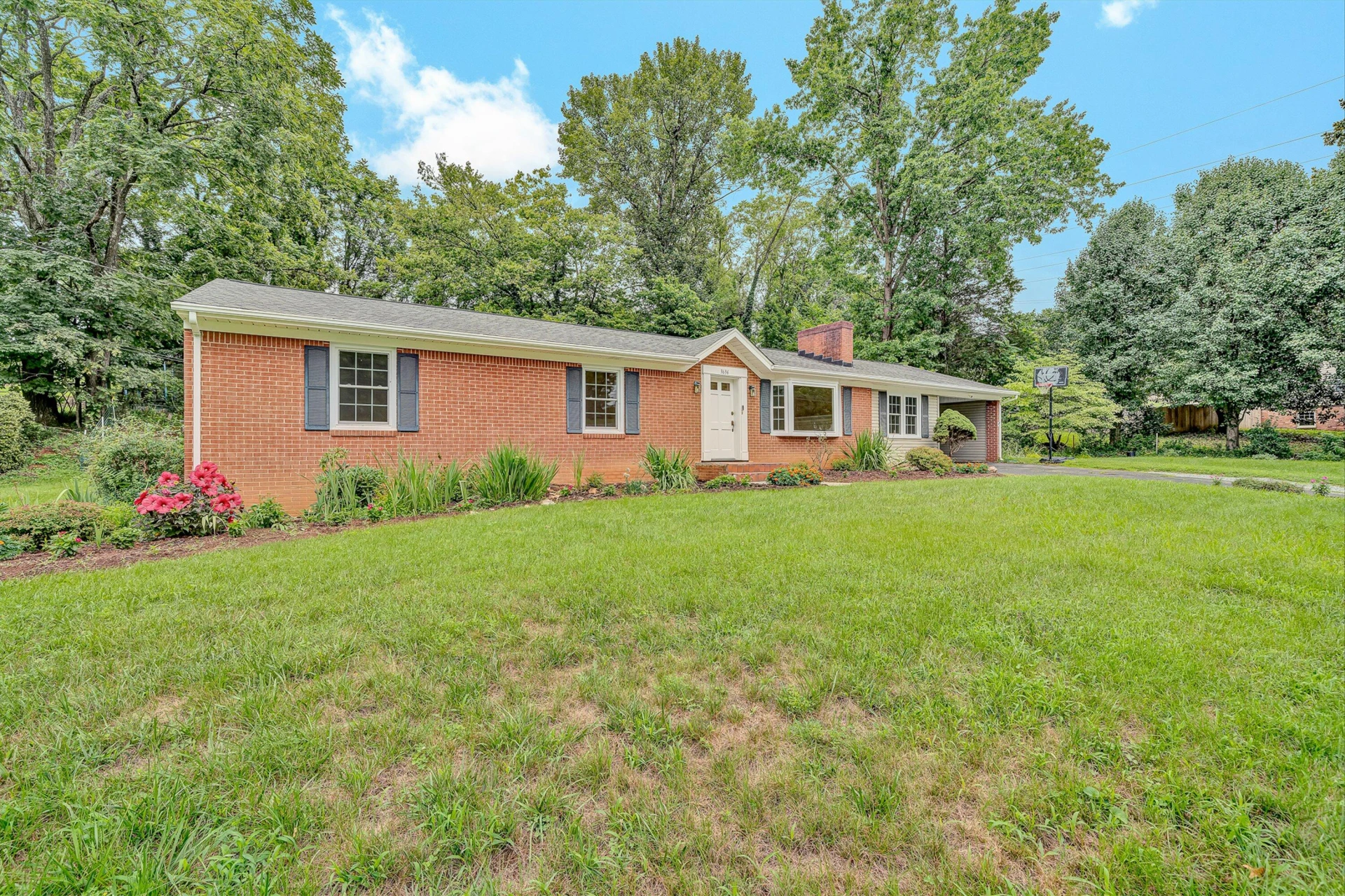 3636 Kentland DR - Photo 2