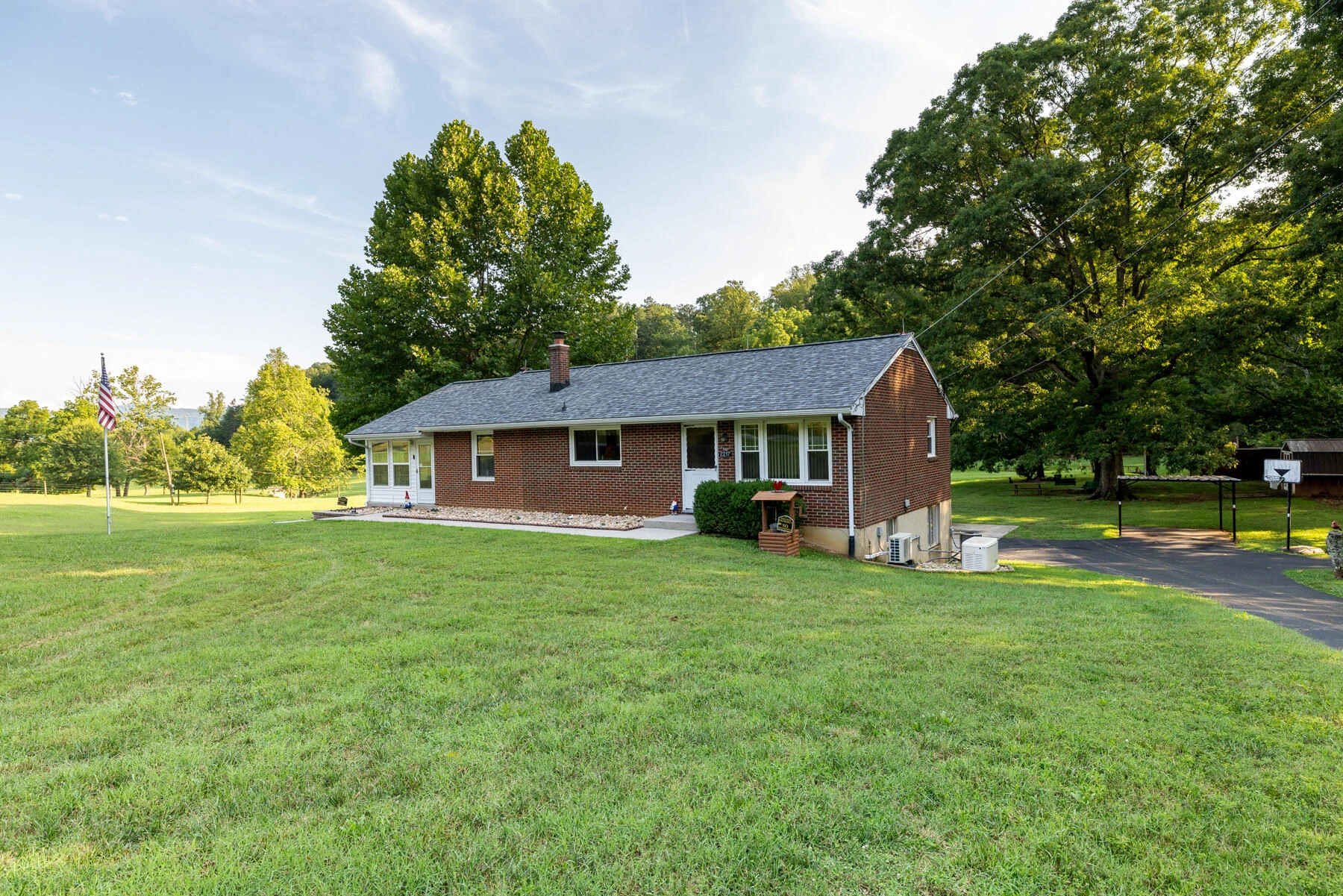 2217 Blue Ridge Springs RD - Photo 3