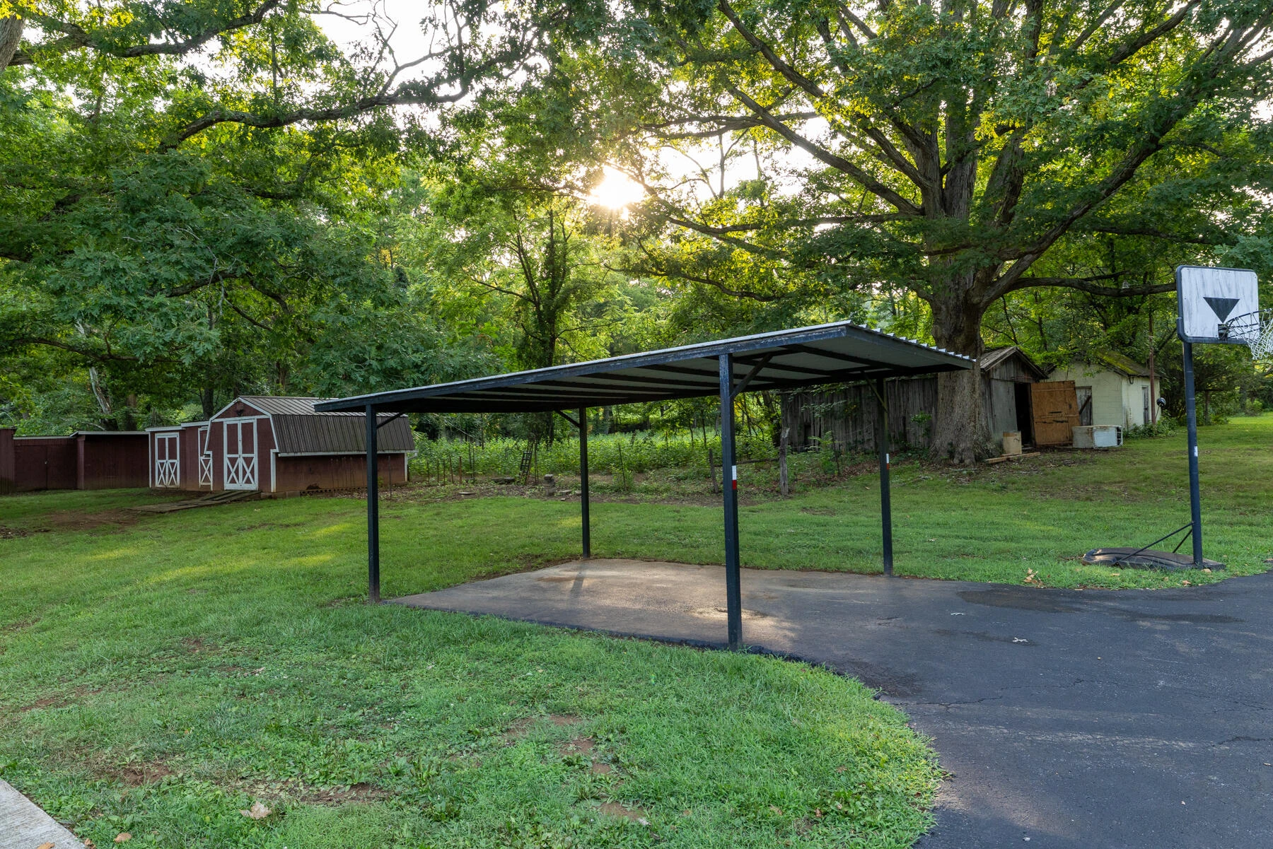 2217 Blue Ridge Springs RD - Photo 34