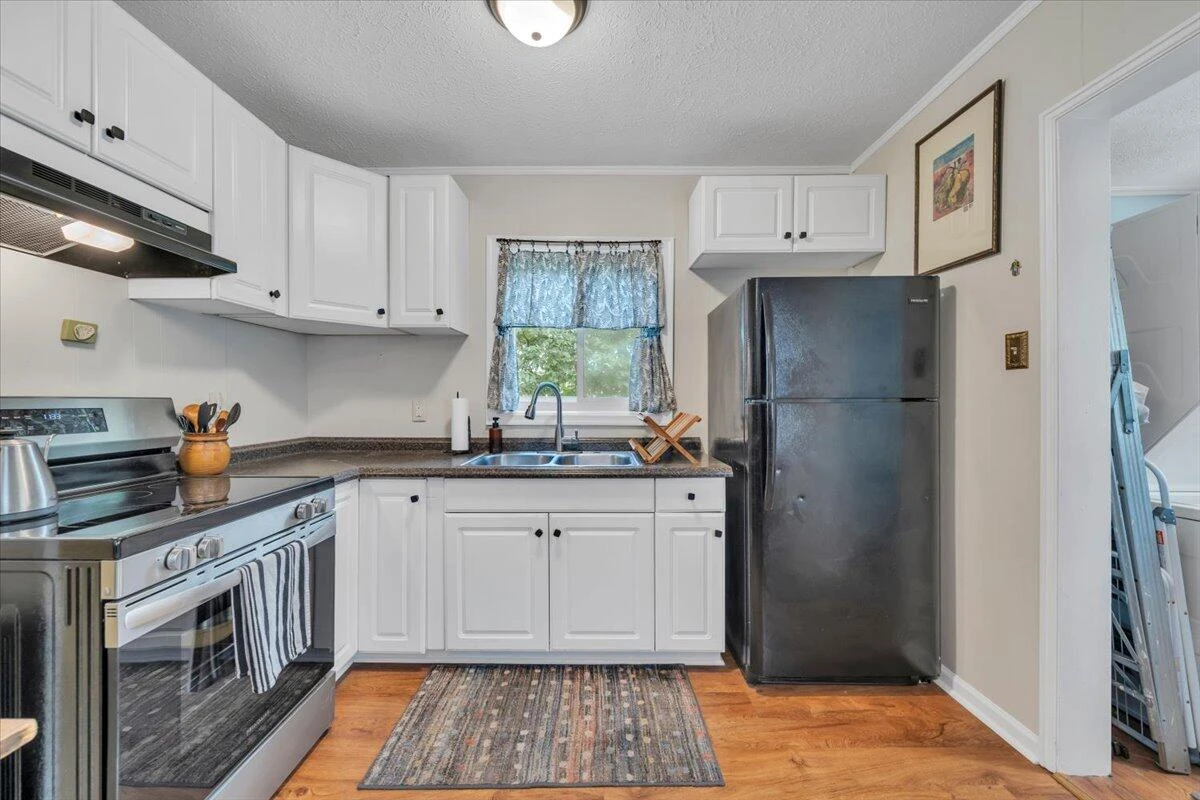 513 20th ST NW - Photo 10