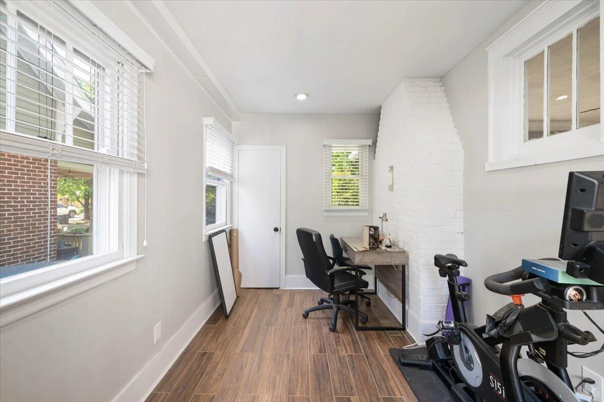 2227 Westover AVE SW - Photo 12