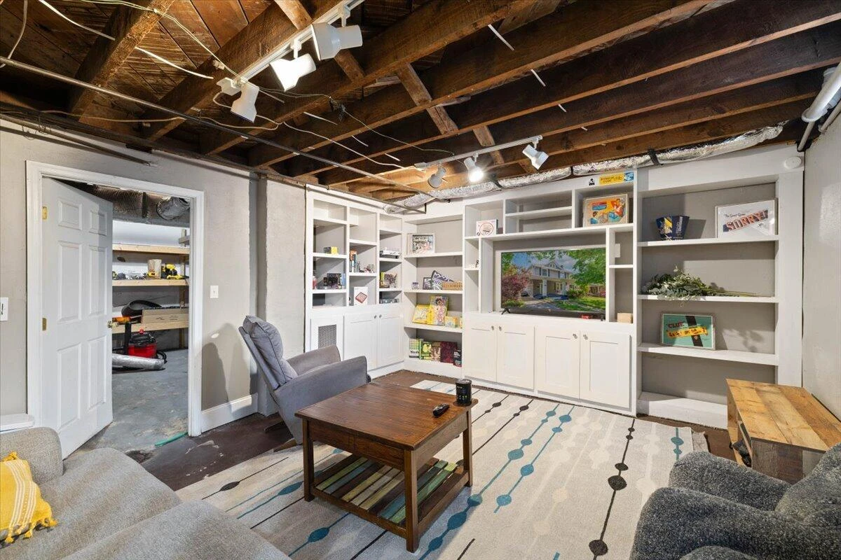 2227 Westover AVE SW - Photo 27