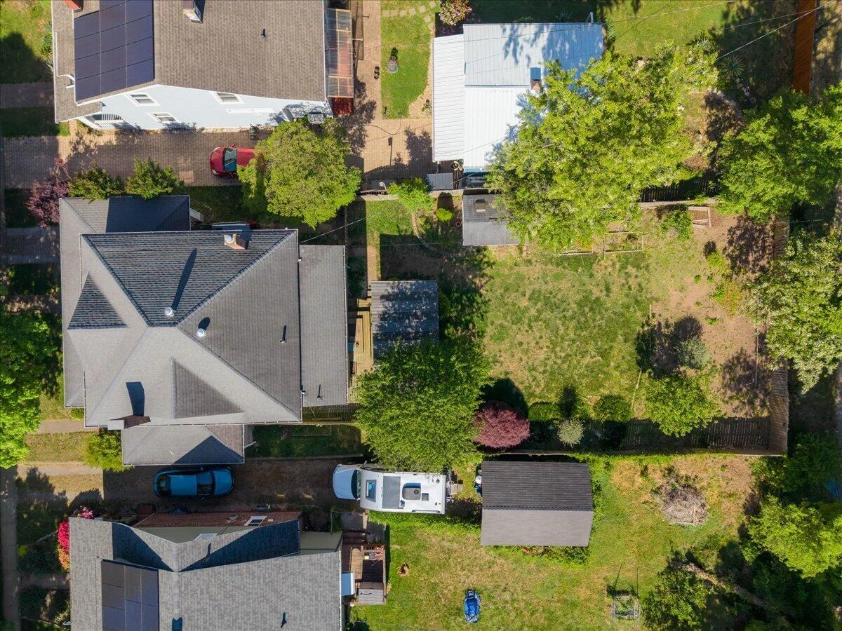 2227 Westover AVE SW - Photo 34