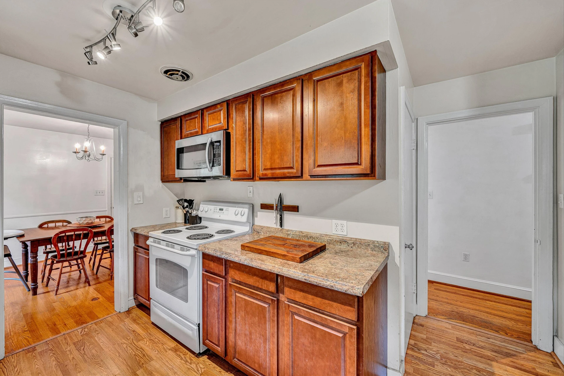 3326 Pasley AVE SW - Photo 10