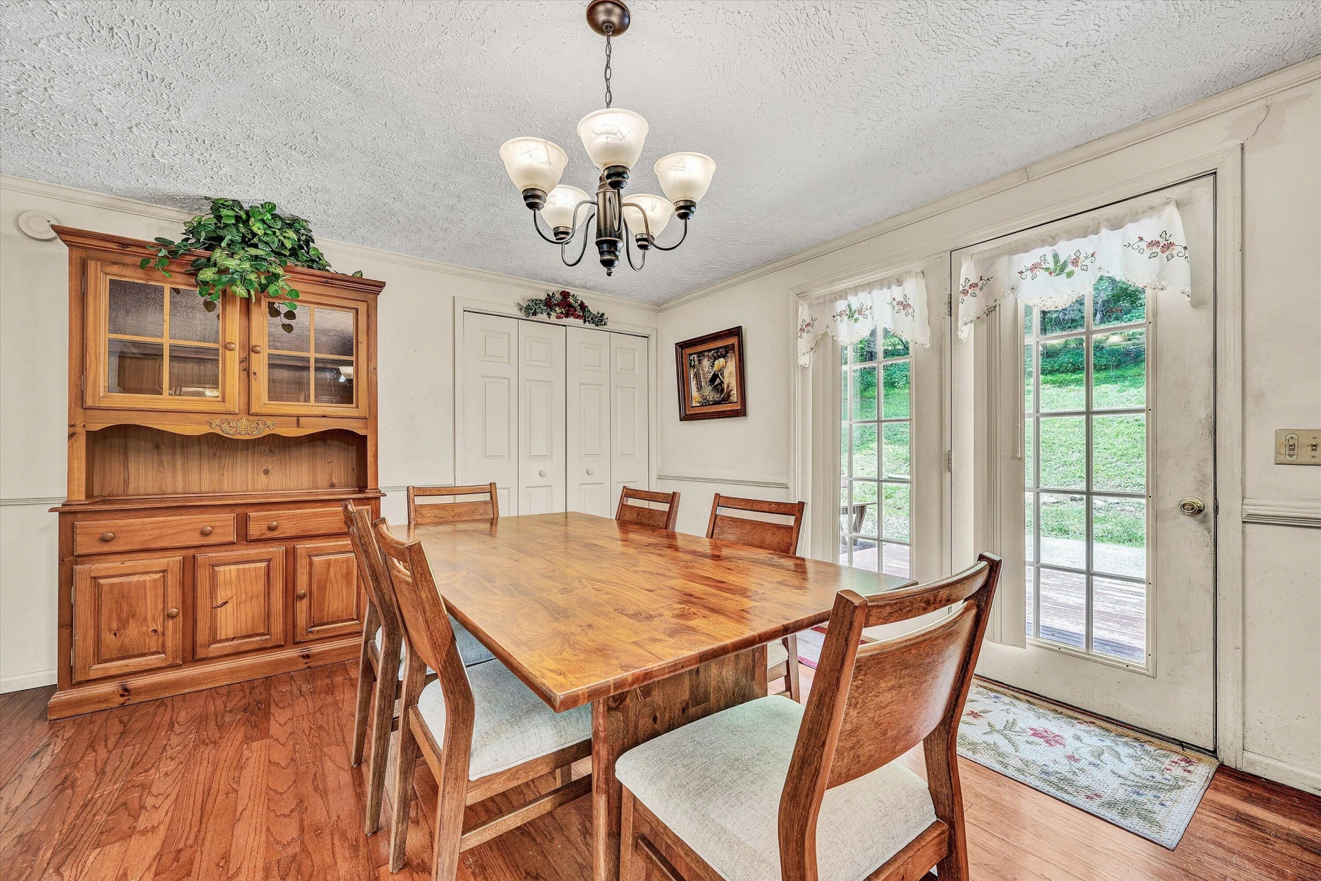 1891 Happy Hollow RD - Photo 12