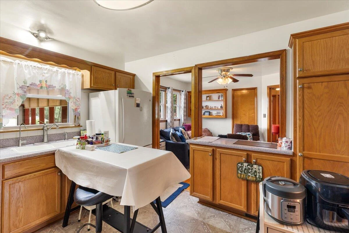 1915 Glenroy ST NW - Photo 12